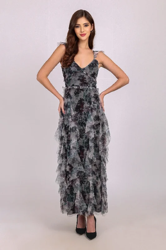 Malin Maxi Dress in Black Floral