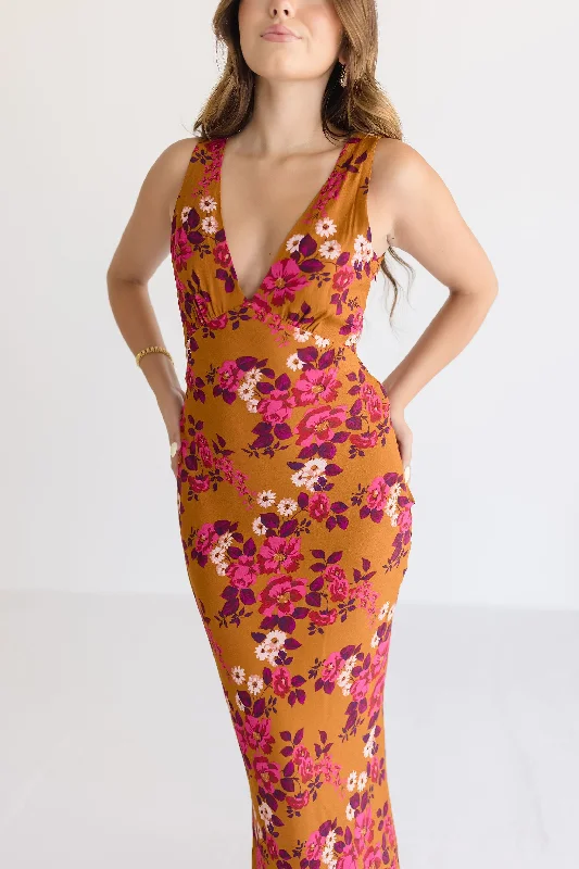 Aesha Sleeveless Floral Print Maxi Dress Rust