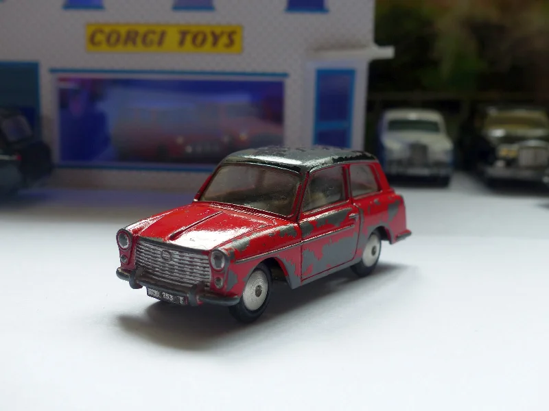 Antique cars restored to their former glory​ 216M Austin A40 (6)
