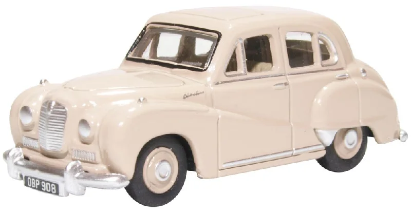 Minivans with sliding doors for easy passenger access​ Oxford Diecast Cotswold Beige Austin Somerset