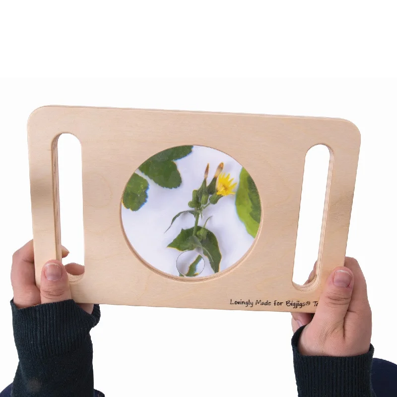 Wooden play farms for rural - themed play​ Bigjigs Toys Two Handed Magnifying Glass