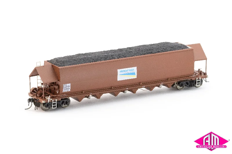 Monster truck model toys for extreme - vehicle play​ CHS Coal Hopper 1990s NHVF Faded SRA Red Pack18 (4 pack) HO Scale