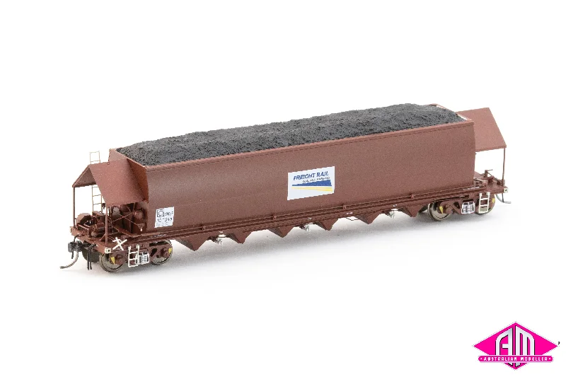 Airport - control - tower model toys for air - traffic - control simulation​ CHS Coal Hopper 1990s NHVF SRA Red Pack12 (4 pack) HO Scale