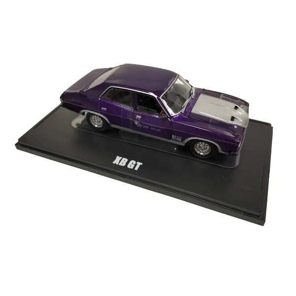 Antique cars restored to their former glory​ DDA 1/32 Dark Shadows XB GT Ford 4 Door