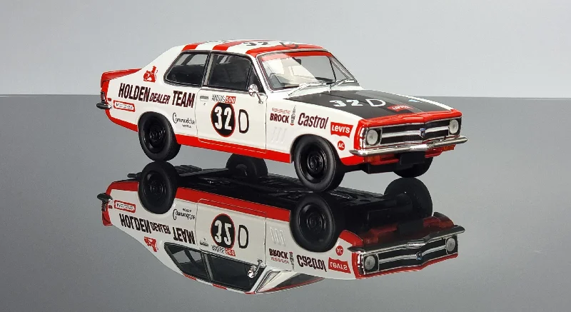 Tour buses for group travel and sightseeing​ DDA 609 1/24 No.32D LC Torana Brock Race Car Fully Detailed Diecast Model