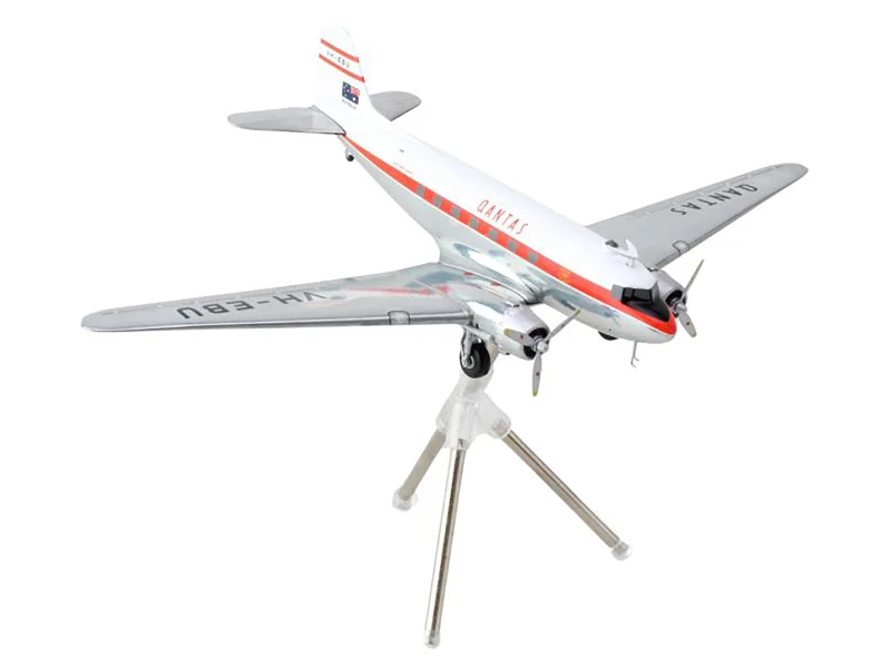 School bus model toys for kids to simulate school transportation​ Douglas DC-3 Commercial Aircraft "Qantas Airways" (VH-EBU) White with Red Stripes "Gemini 200" Series 1/200 Diecast Model Airplane by GeminiJets