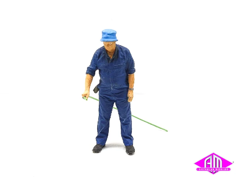 Japanese - temple model toys for Asian - culture exploration​ Fireman Standing With Deck Hose (7mm Scale)
