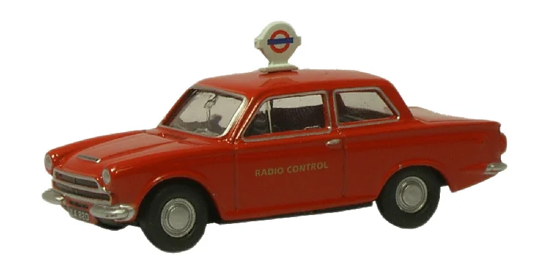 Cruise ships for long - distance vacation voyages​ Oxford Diecast Cortina London Transport - 1:76 Scale