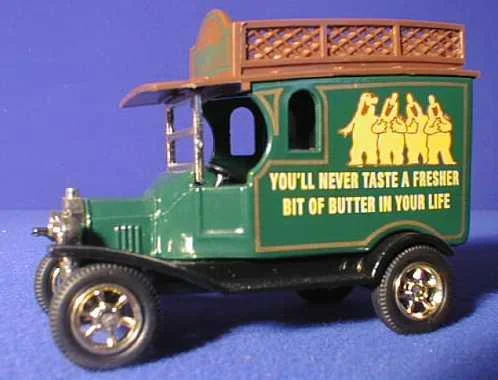 City buses with eco - friendly engines for public transport​ Oxford Diecast Country Life