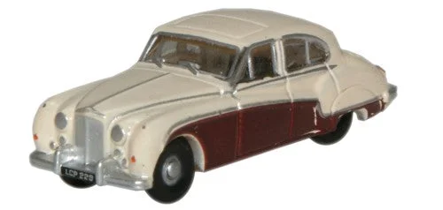 Railroad ballast for stability of the tracks​ Oxford Diecast Cream/Imperial Maroon Jaguar MkIX - 1:148 Scale